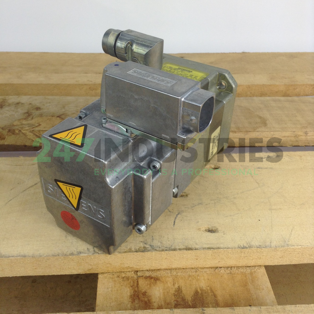 1FK7040-5AK71-1FH0 Siemens Image 3