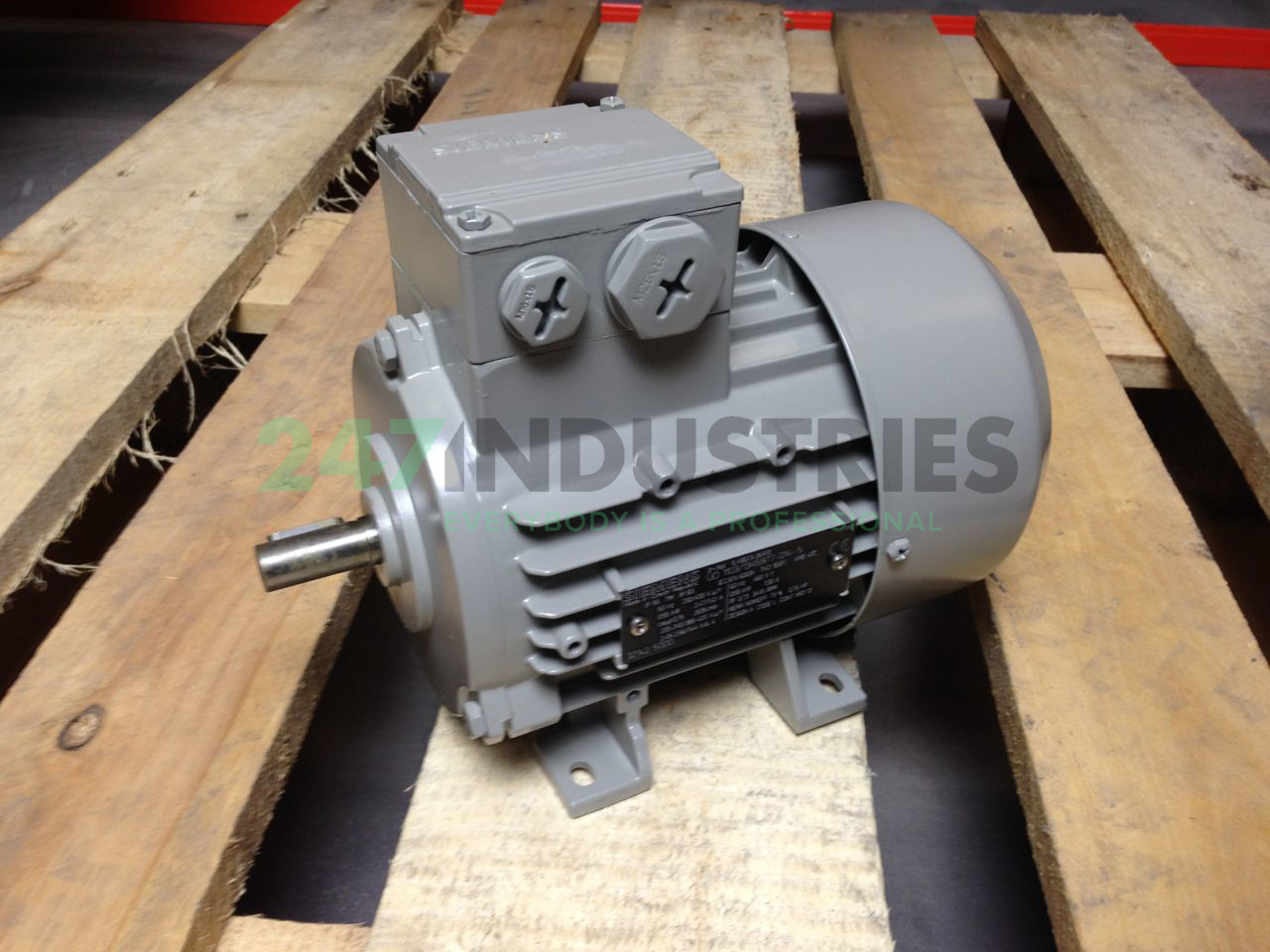 1LA9073-2KA10 Siemens