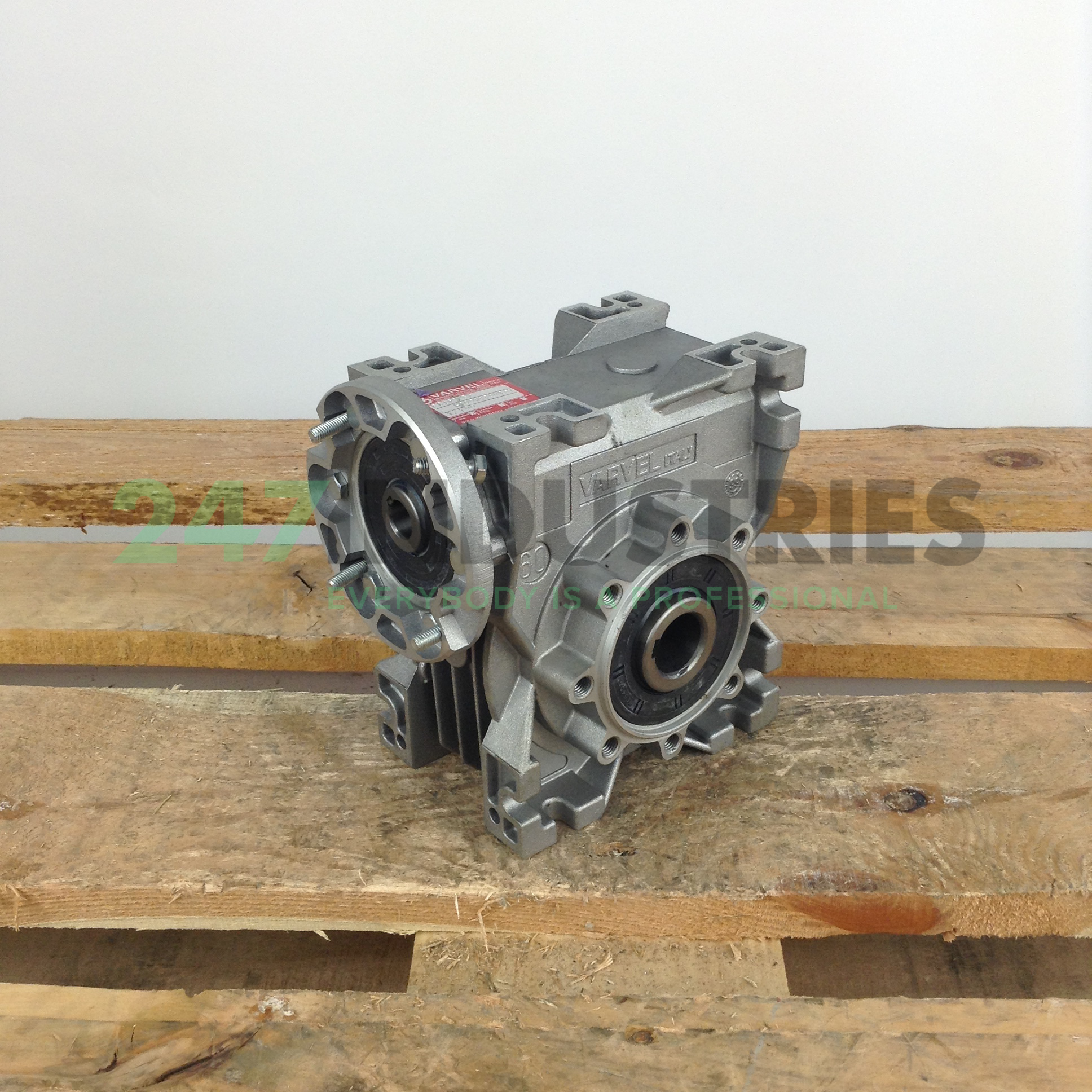 FRT060B3-71B14I100 Varvel