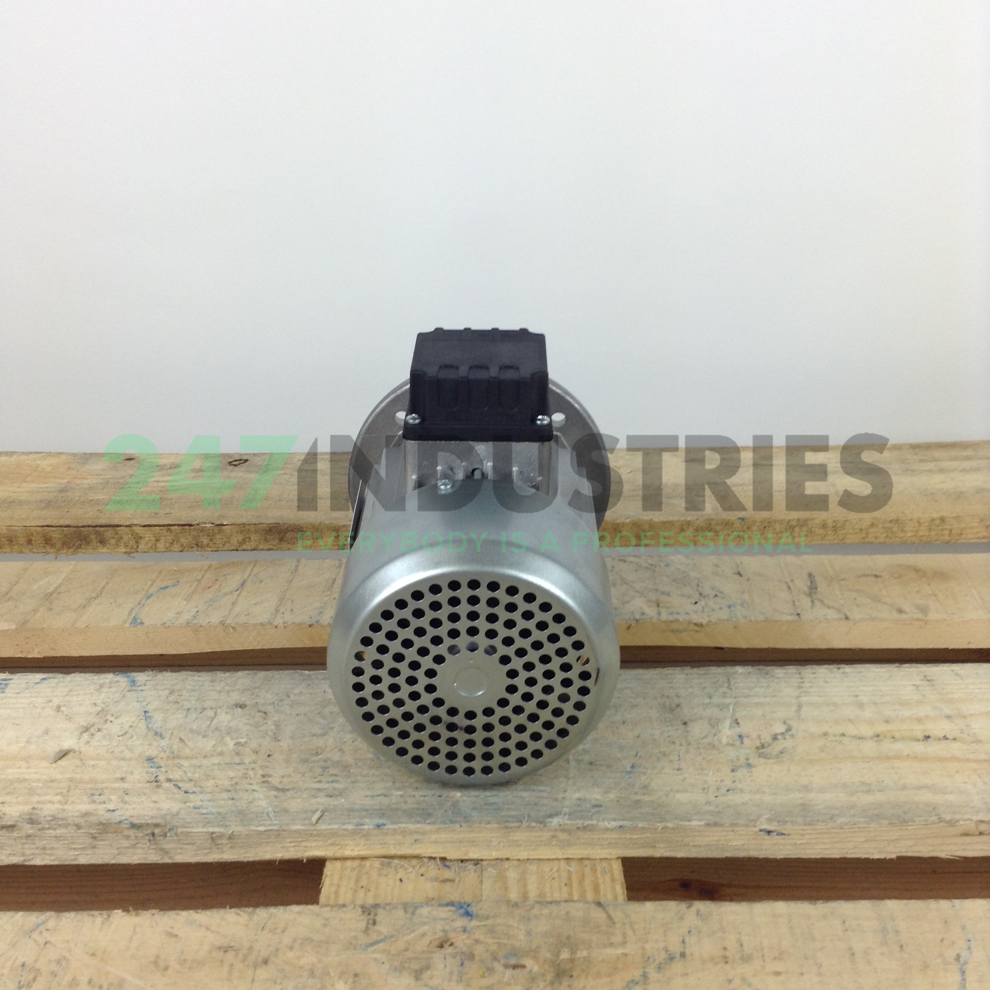 T71C4B5 Motovario Image 5