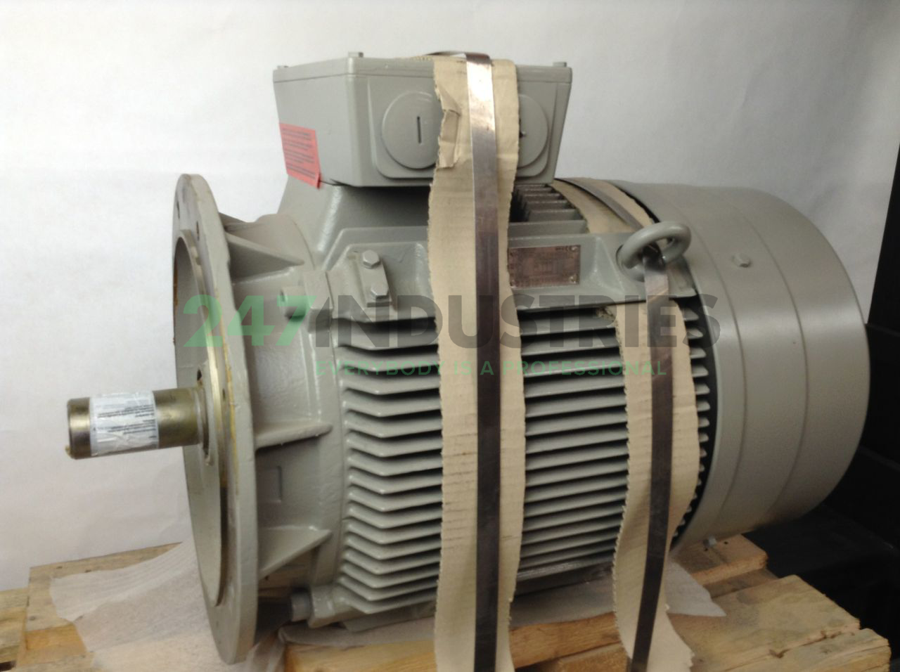 1LG4223-2AA61 Siemens