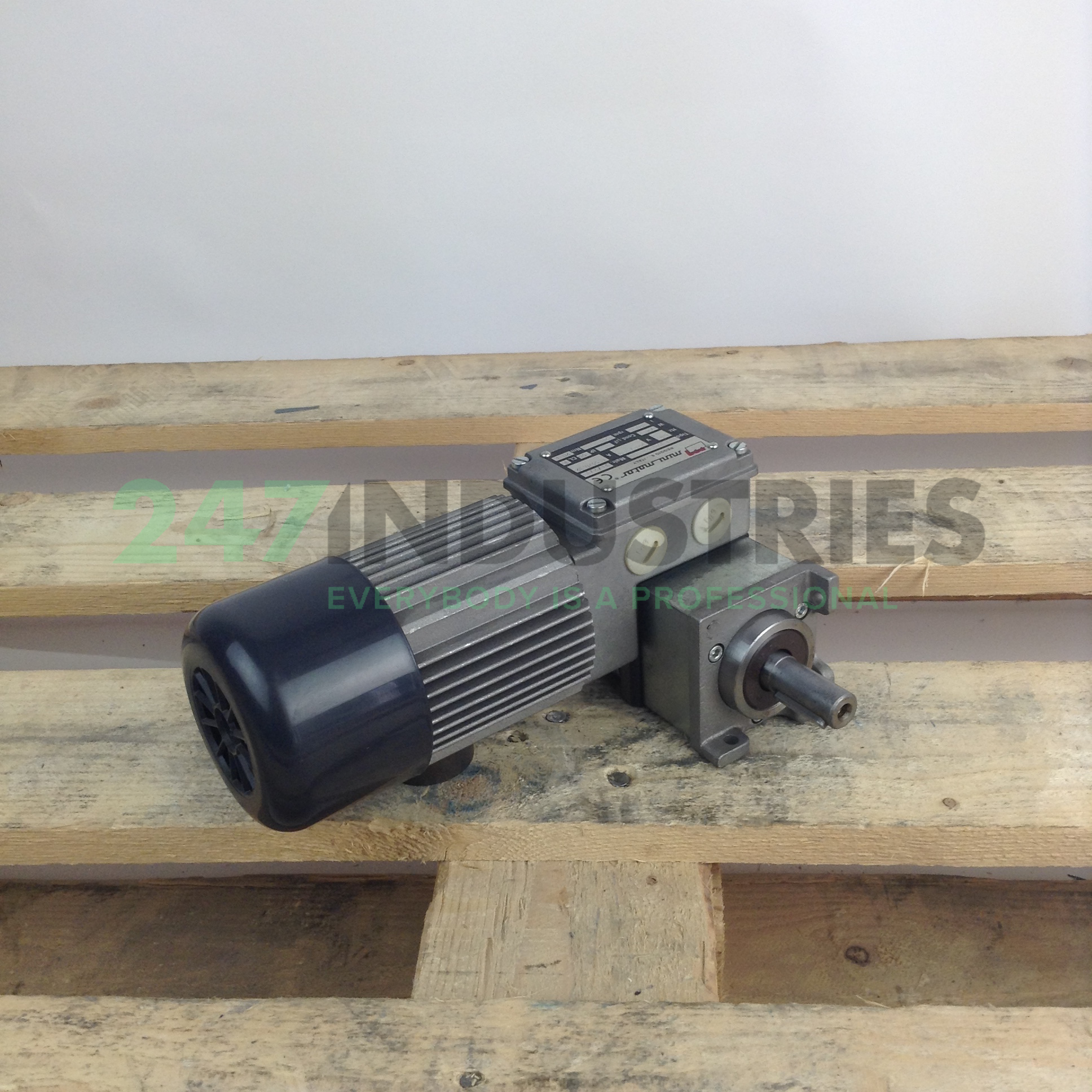 MCE320P2T Mini Motor Image 3