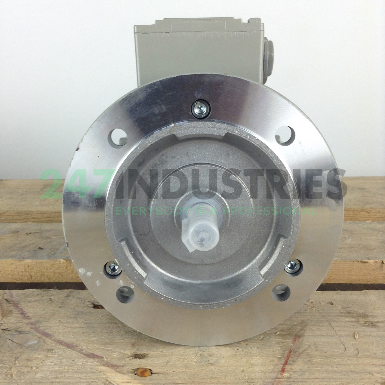 1LE1002-0CA32-2JA4 Siemens Image 4