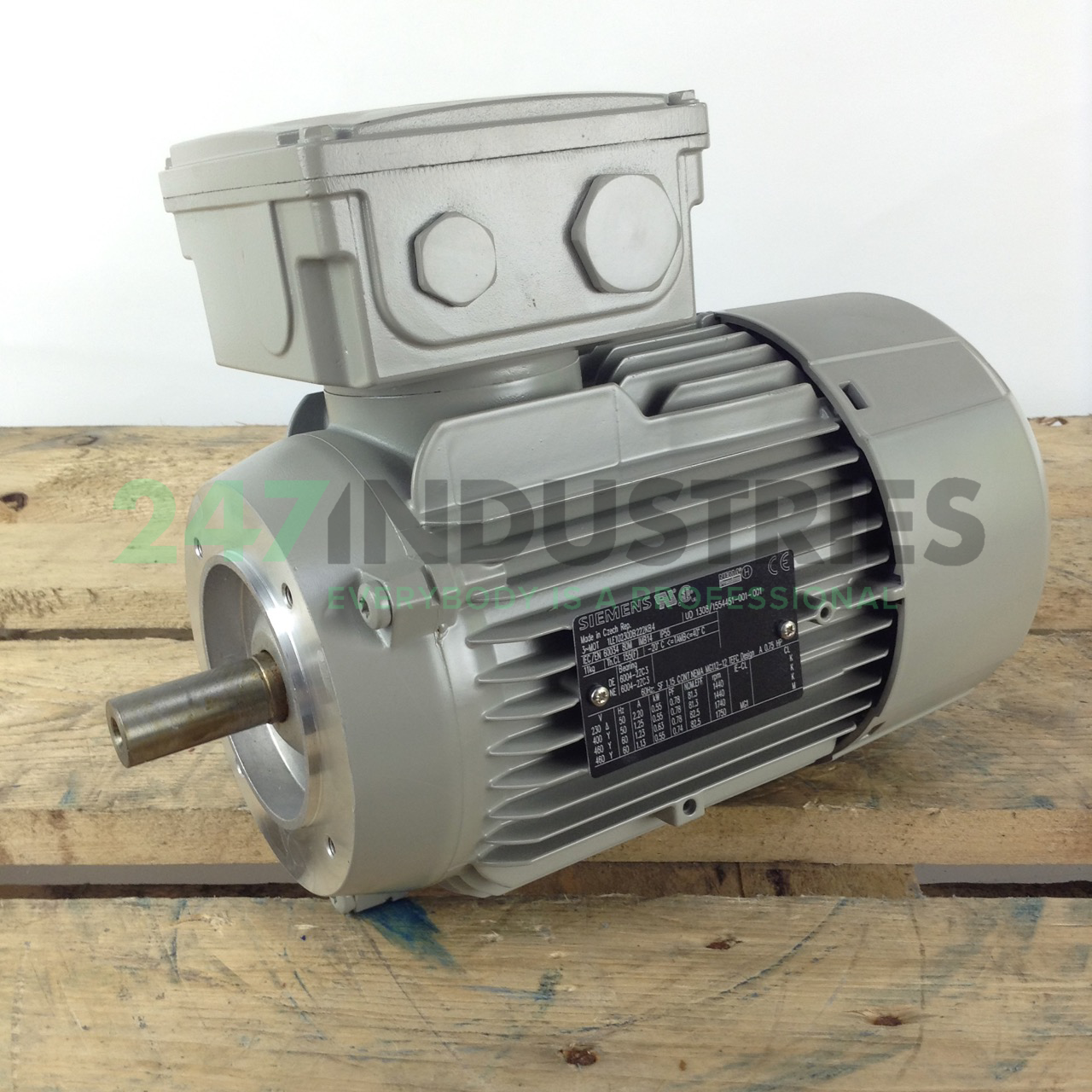 1LE1023-0DB22-2KB4 Siemens