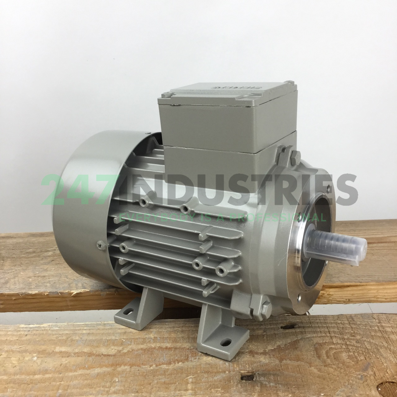 1LE1002-0CB62-2NA4 Siemens Image 3