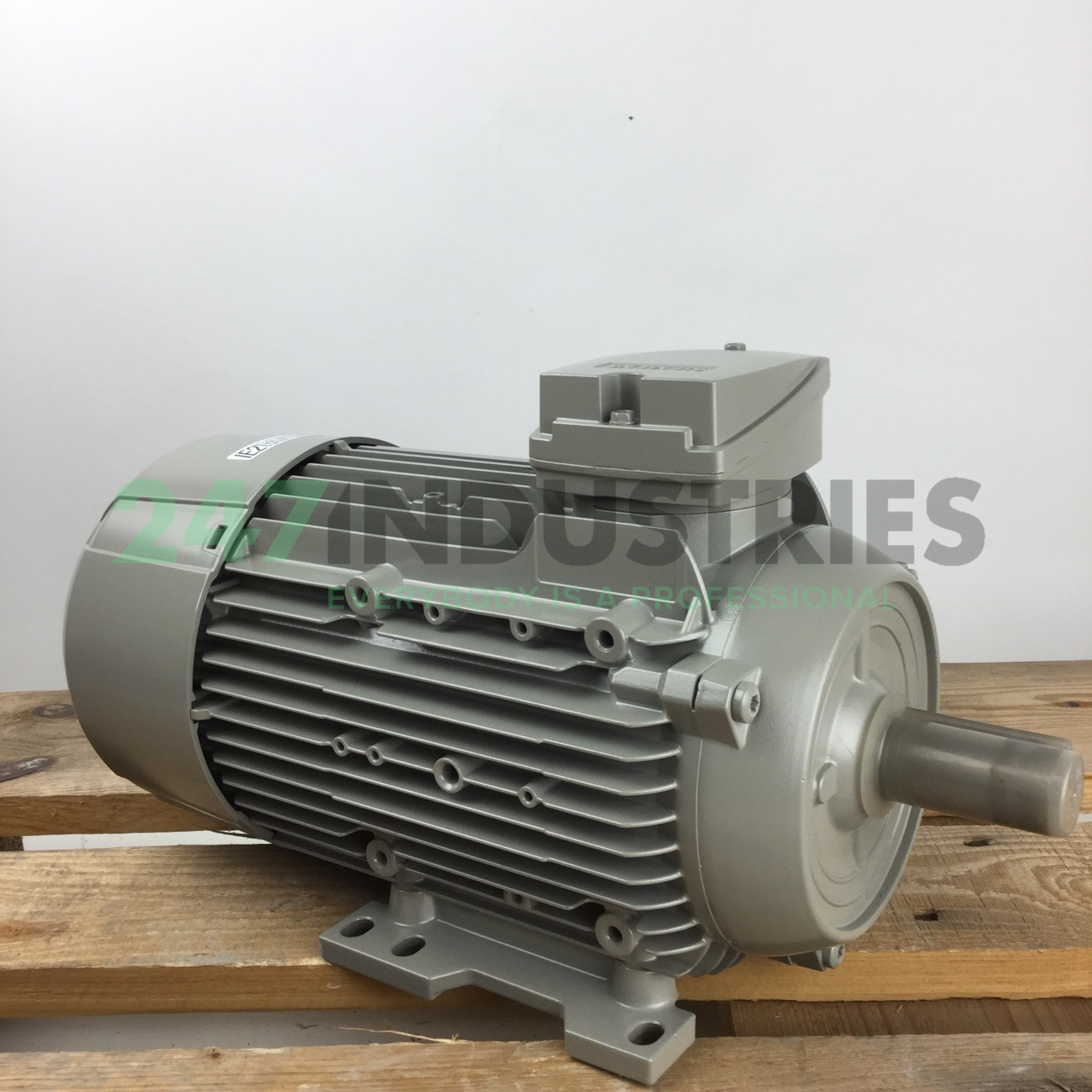 1LE1001-0EB62-2AA4 Siemens Image 3