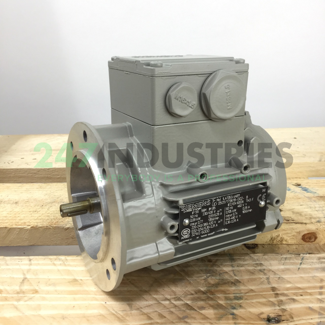 1LA7053-4AB11 Siemens