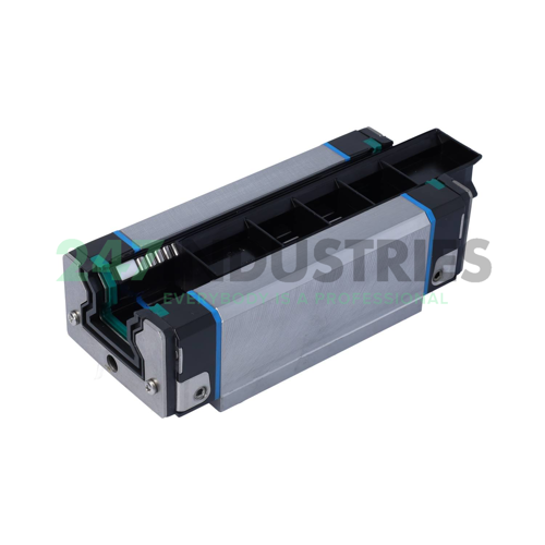 R18243212X Neutral Image 2